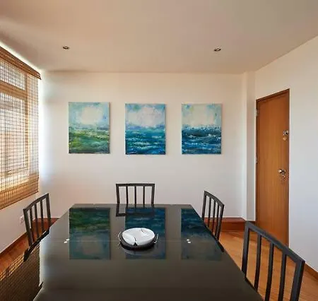 Beautiful Sea View Apt With Balcony And Parking アパート