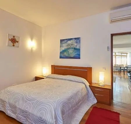Beautiful Sea View Apt With Balcony And Parking
