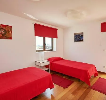 Beautiful Sea View Apt With Balcony And Parking アパート カスカイス